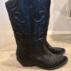 Black Western Boots